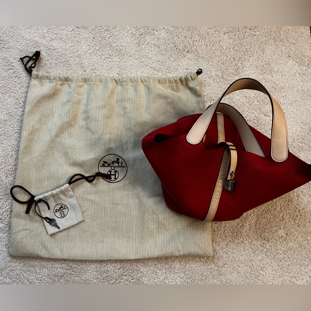 HERMES Taurillon Clemence Swift Picotin Lock 22 MM Rouge Tomate Rose Eglantine X